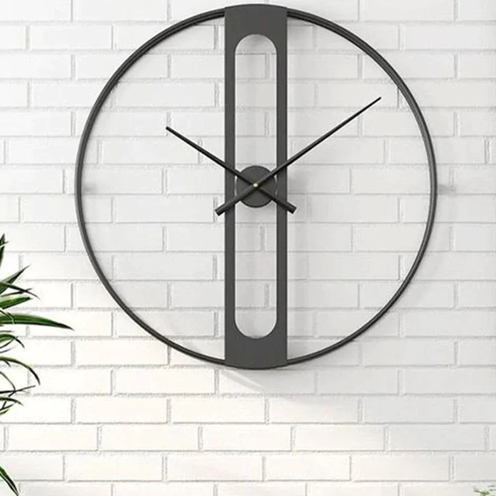 Black Metal Minimalist Metal Wall Clock